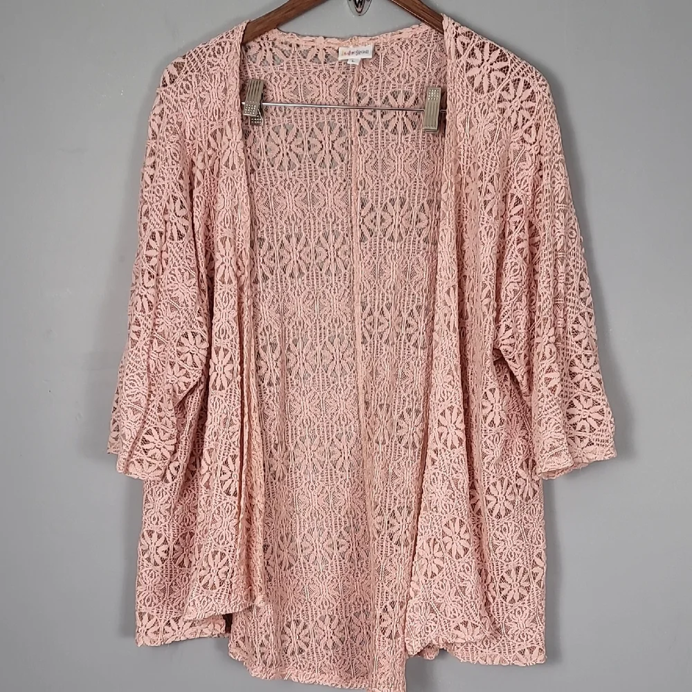 LulaRoe Chic Pink Lace Kimono Cardigan - Picture 1 of 5
